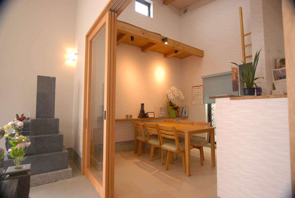 【店舗兼住宅】石材屋