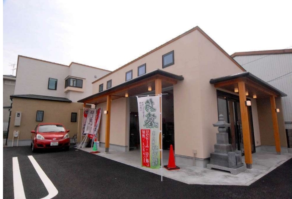 【店舗兼住宅】石材屋