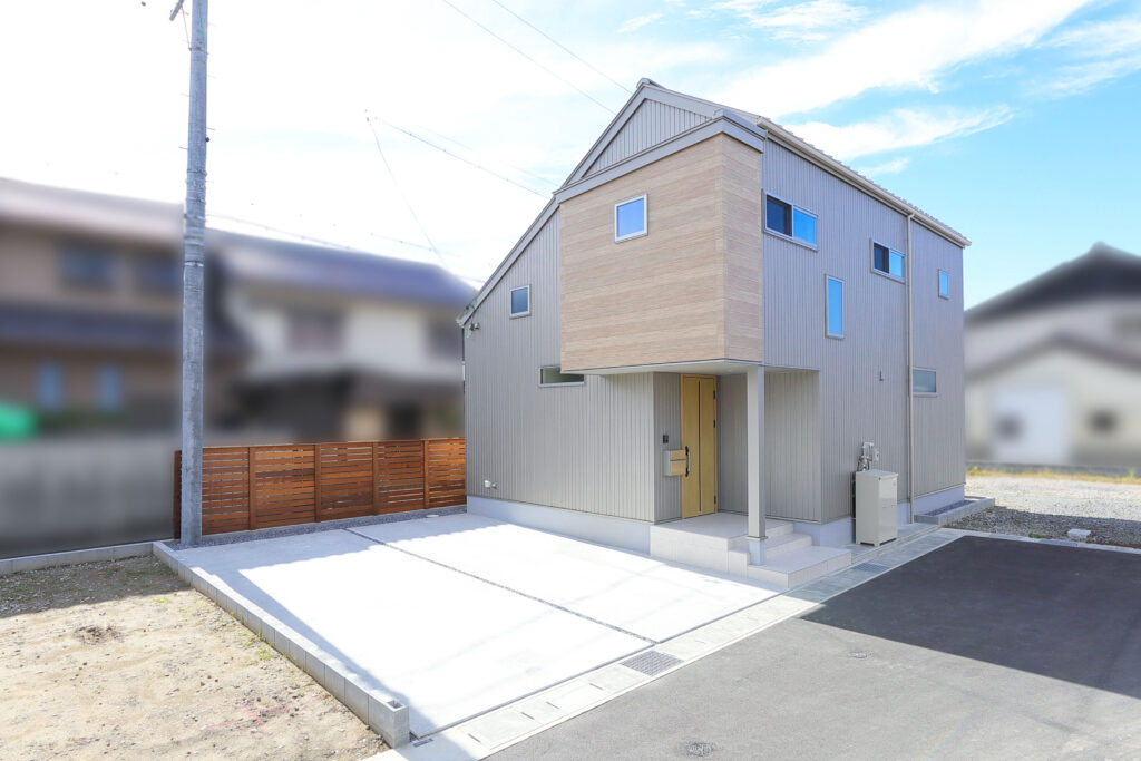 鏡島西のいえO棟