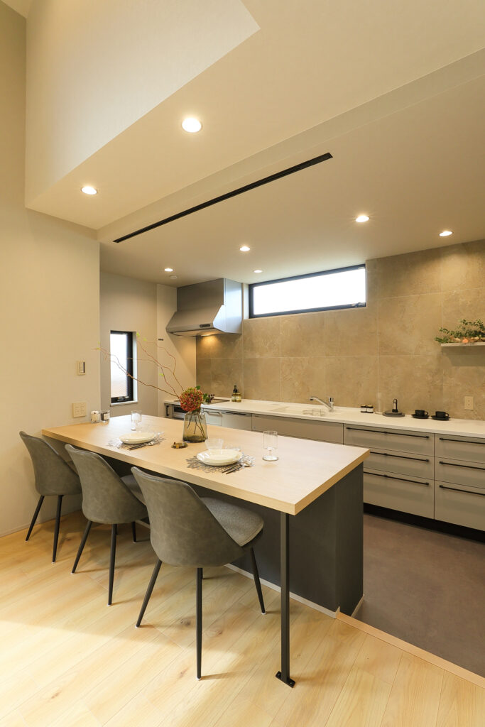 11/22-24【完成見学会】鏡島西/コックピットキッチンのいえ